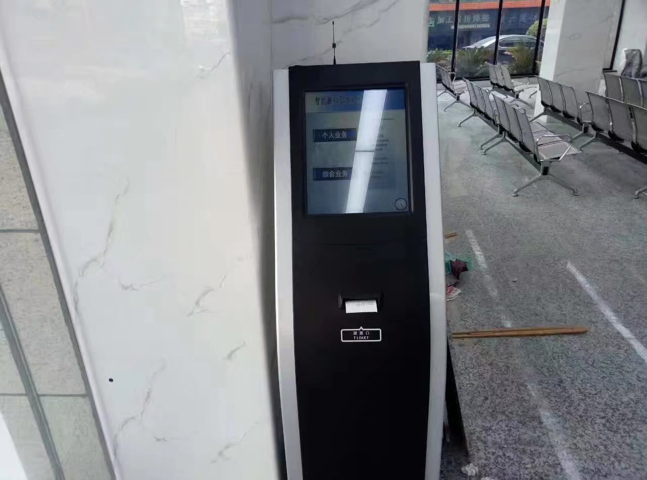 广州银行政务中心排队叫号机多少钱一台？